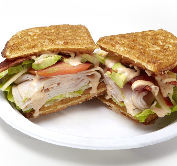 Warm Sandwich Turkey-Bacon-Avocado (TBA)
